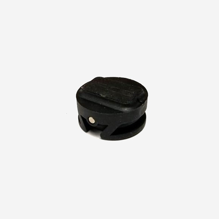 LEASH PLUG