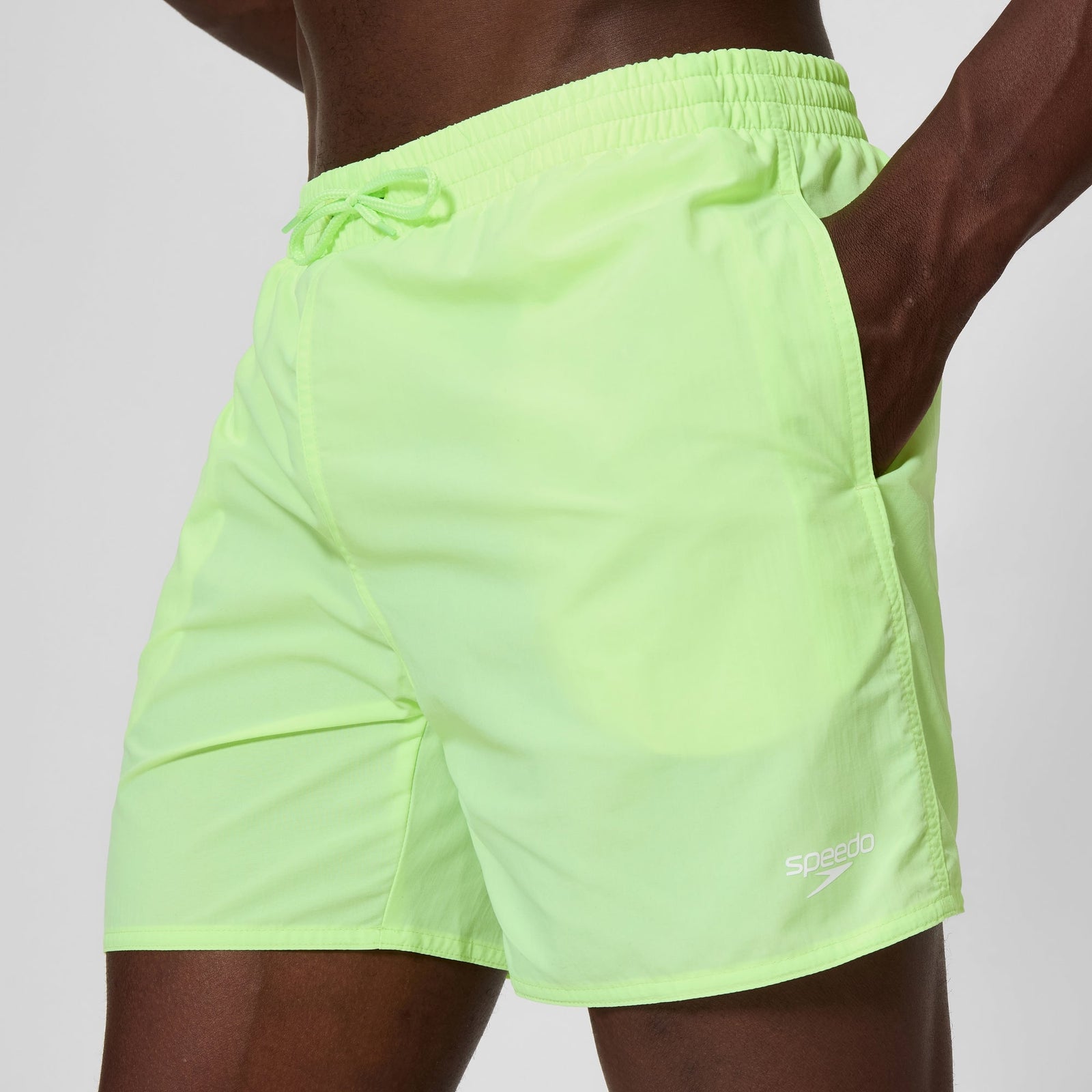 ESSENTIALS WATERSHORT 16