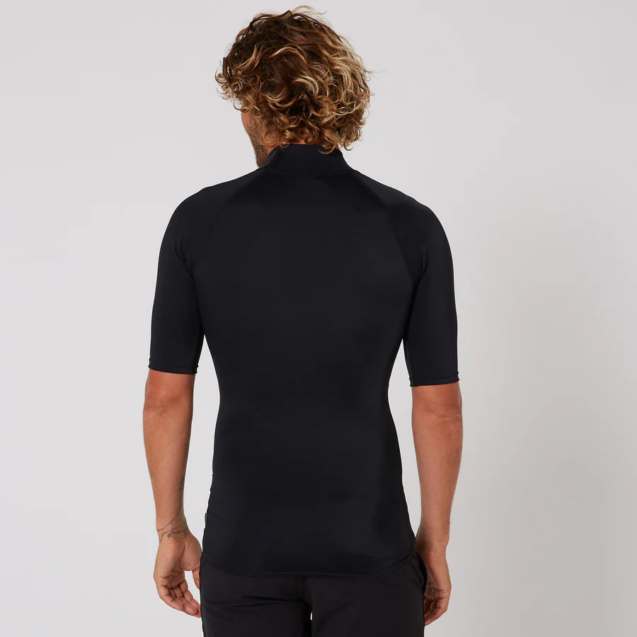 MENS SCRIPT S/S RASH VEST