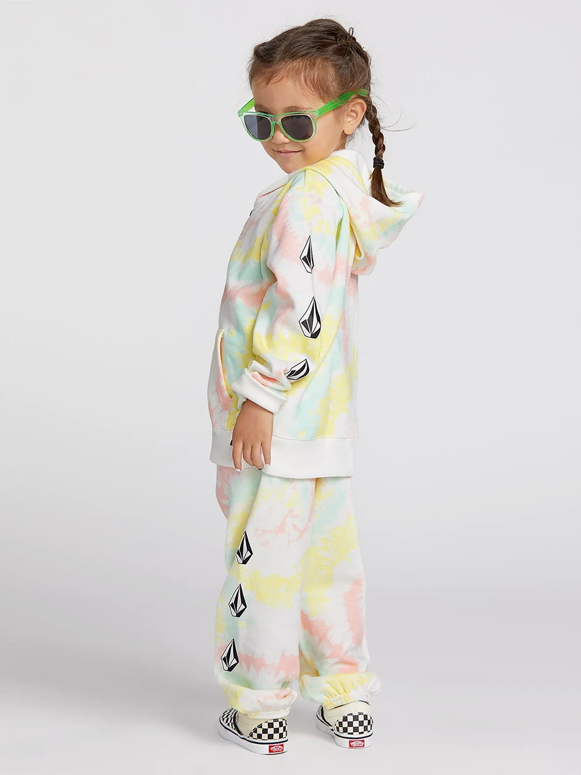 ZIPPETY ZIP BY