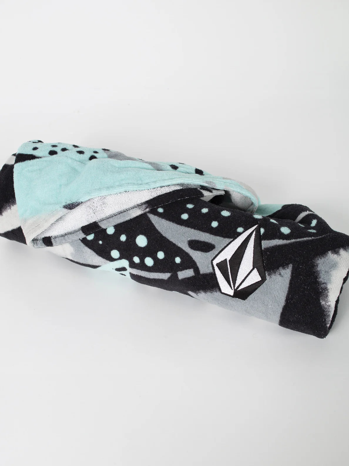 HOODED CHANGING TOWEL